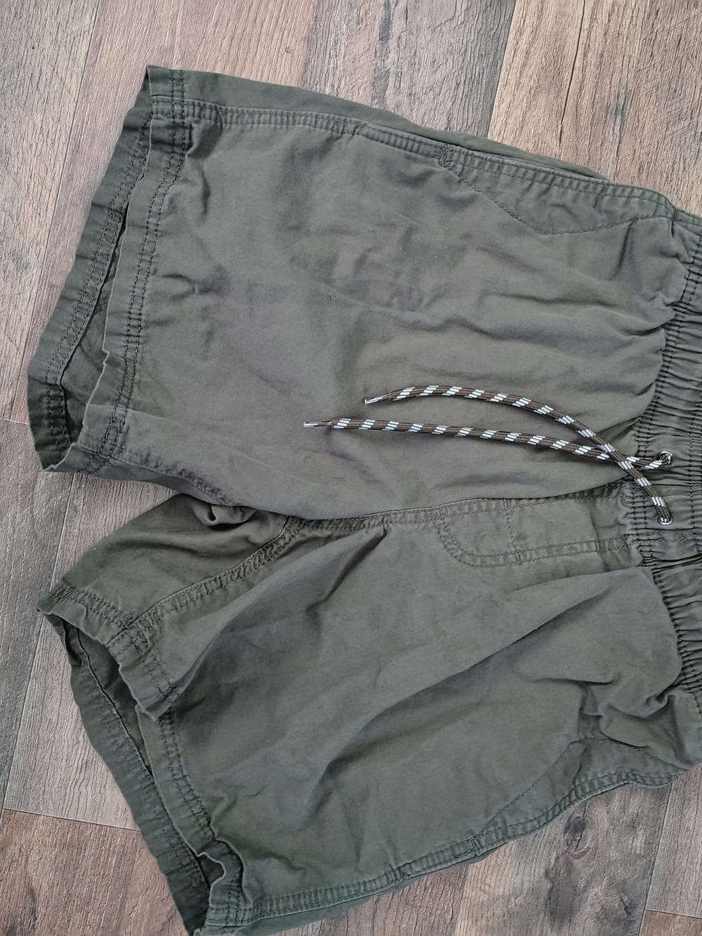 Amazon Essentials Olive Drawstring Casual Shorts